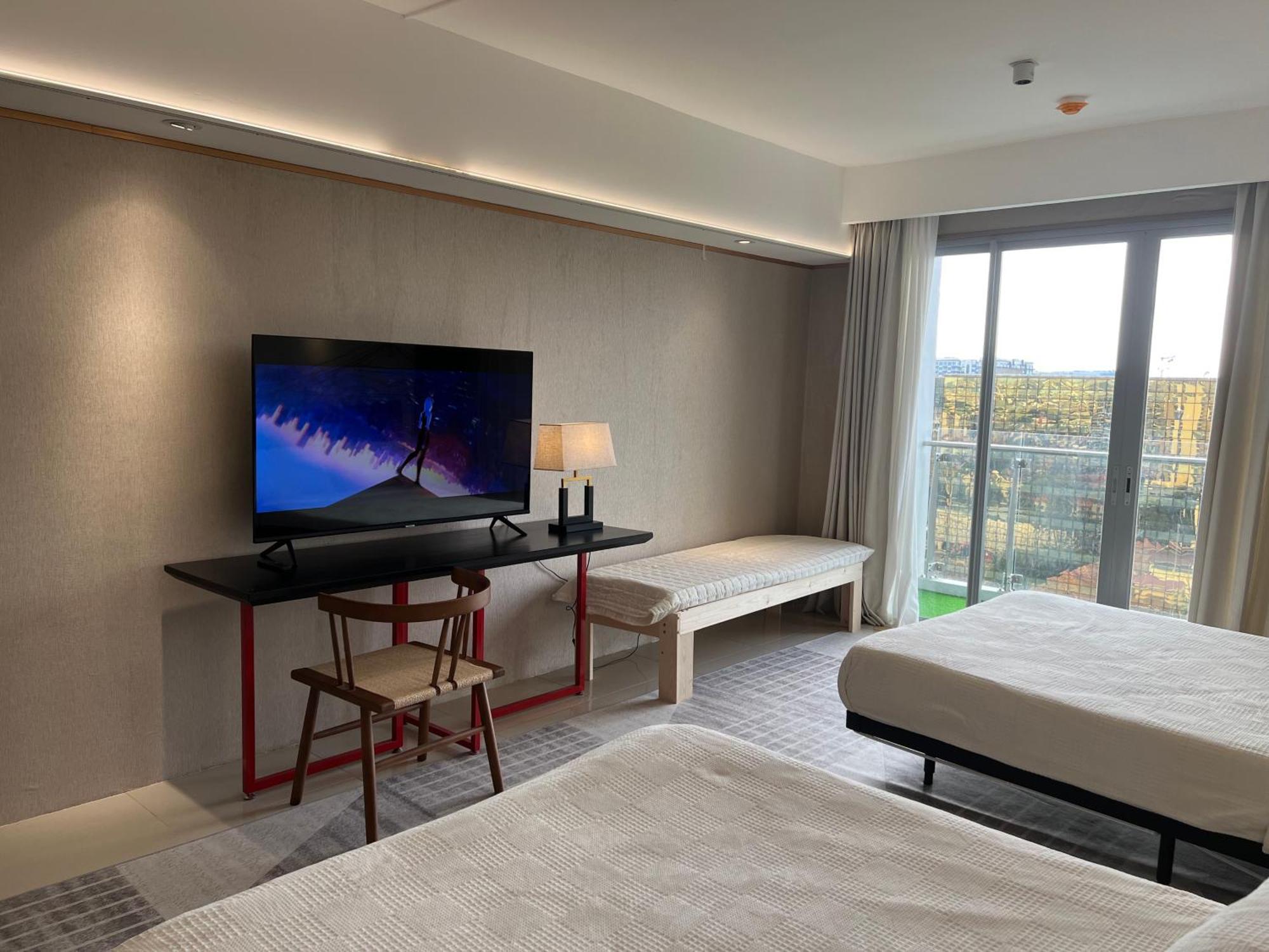 Luxurious European Style Penthouse Modern Apart Ment Cross City Of Dreams Okada Solaire Moa Airport Manila Exteriör bild