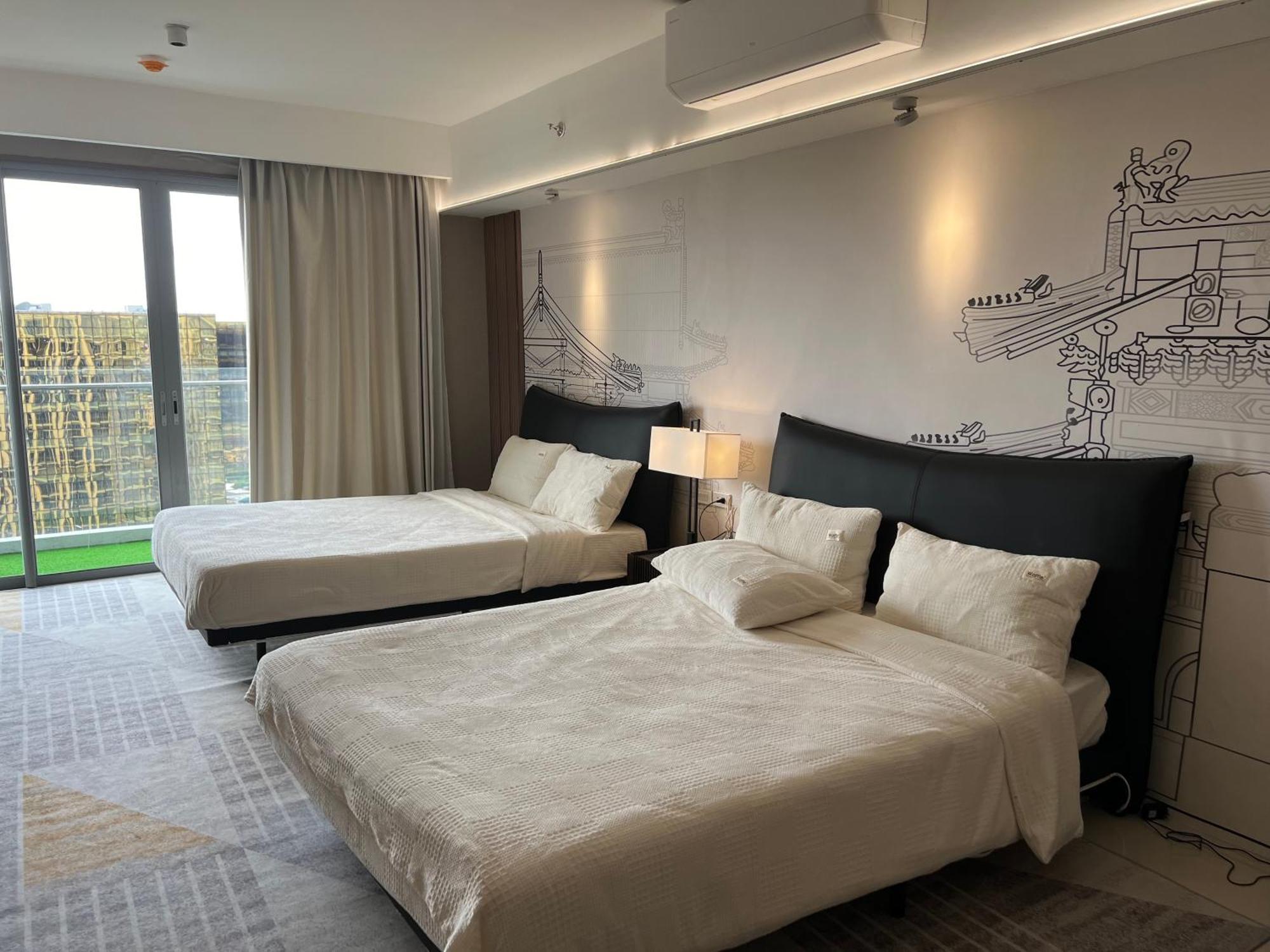 Luxurious European Style Penthouse Modern Apart Ment Cross City Of Dreams Okada Solaire Moa Airport Manila Exteriör bild