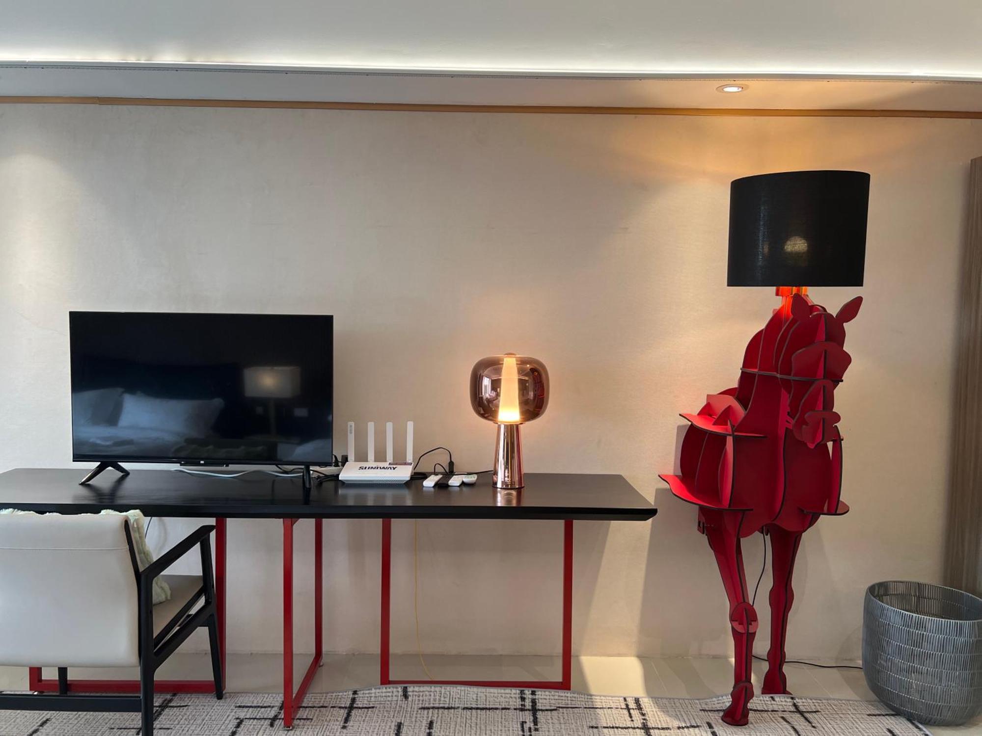 Luxurious European Style Penthouse Modern Apart Ment Cross City Of Dreams Okada Solaire Moa Airport Manila Exteriör bild